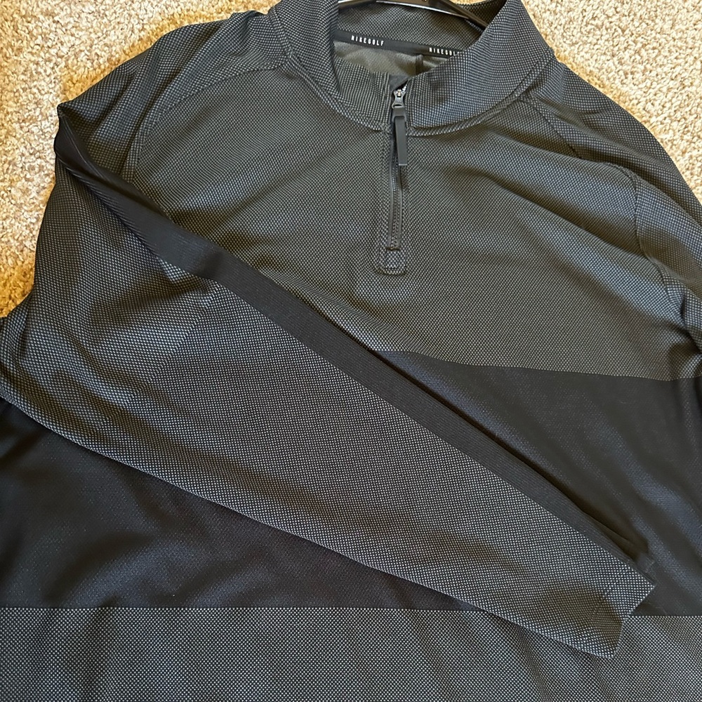Nike Golf Pullover 1/4 zip size XL